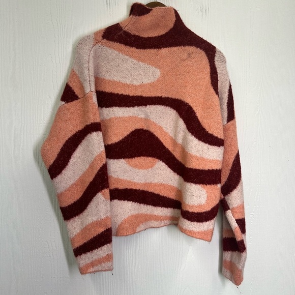 Zara - Pink Burgundy Jacquard Wave Mock Neck Long Sleeve Sweater Size Small - Picture 8 of 9